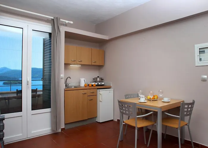 Scorpios Hotel Nydri (Lefkada)